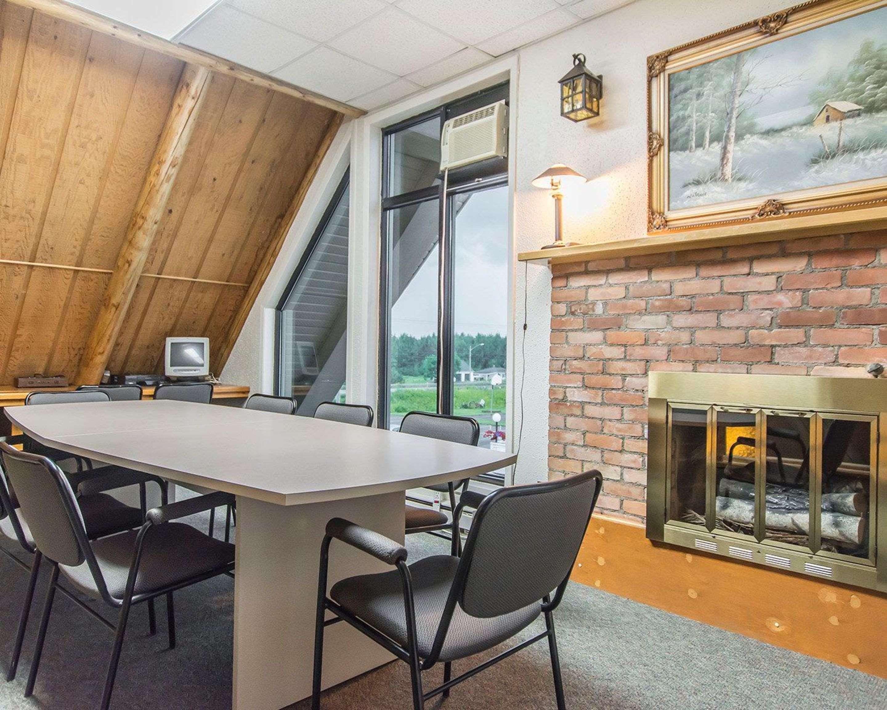 Rodeway Inn Grand Falls Exteriér fotografie