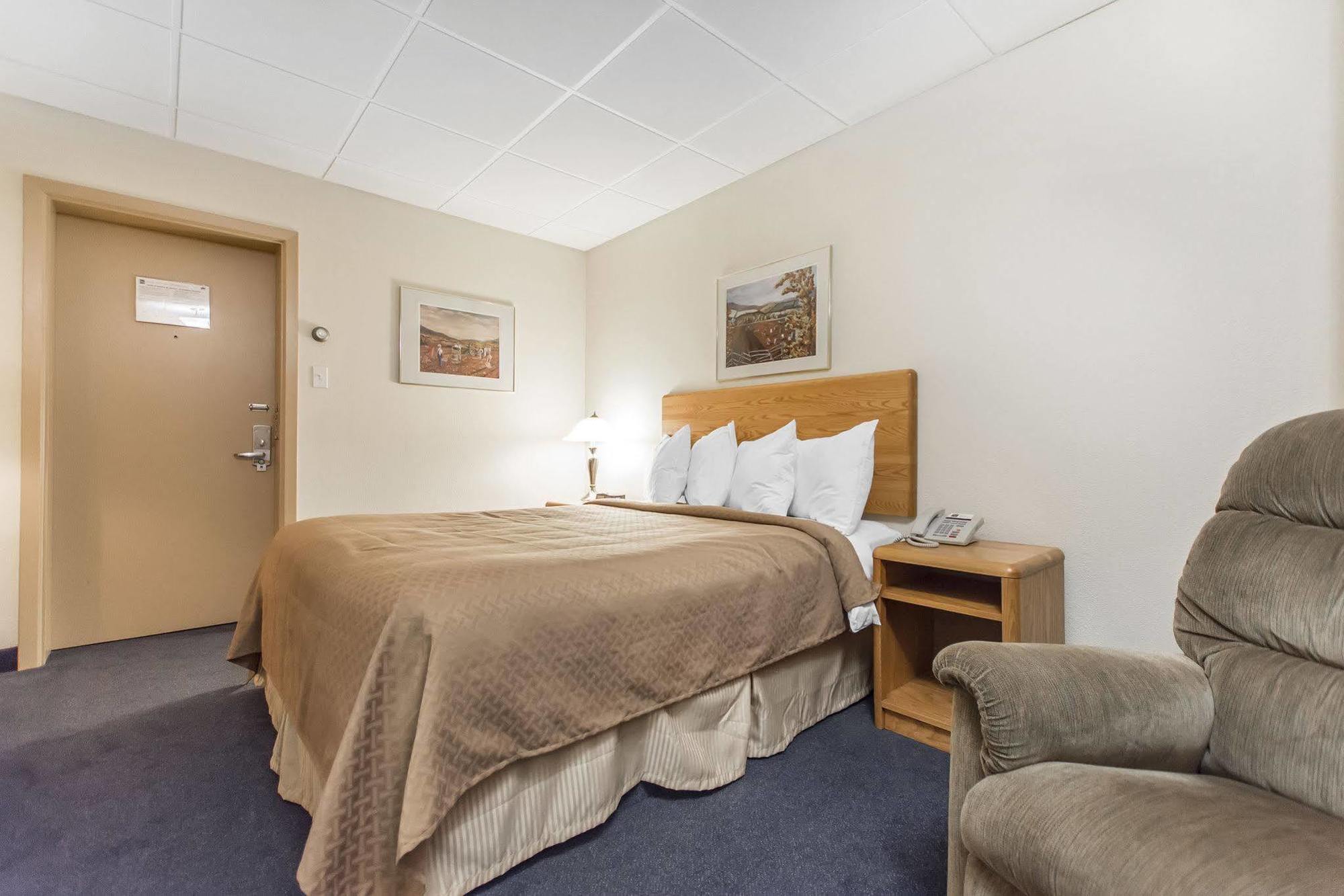 Rodeway Inn Grand Falls Exteriér fotografie